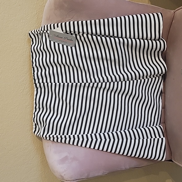 Anna Paola Skirt - Picture 1 of 4